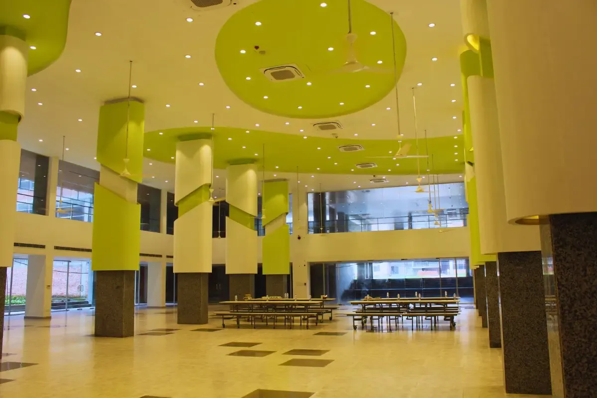 Dine-in Hall 4